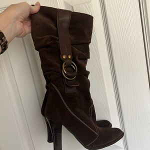 Brown suede slouchy boots size 9. Great condition.
